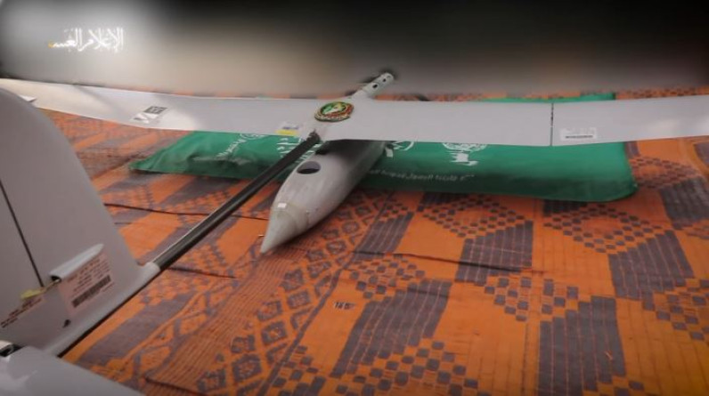 كتائب القسام تبث مشاهد لطائرة "Skylark-2" أسقطتها أثناء مهمة استخباراتية لها في تل الزعتر